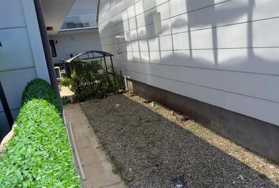 Apartament cu 5 camere decomandat, mobilat în Gheorghe Doja - 12
