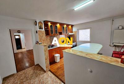 Apartament cu 2 camere semidecomandat, mobilat în Cetate - 1