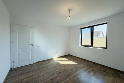 Casă individuală cu 3 camere cu Canalizare în Sânmihaiu Român - 16