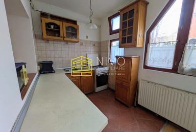 Apartament cu 4 camere semidecomandat în Semicentral - 3