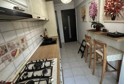 Ofer spre inchiriere apartament 2 camere LUX - 3