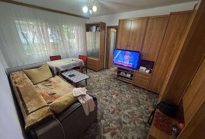 Apartament 2 camere zona Km 4 5