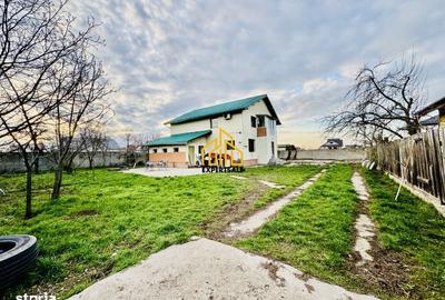 Casă cu 4 camere în Domnești