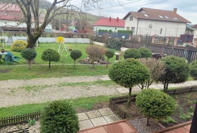 Casă cu 2 camere în Ernei - 6