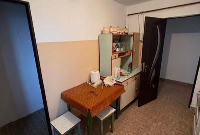 Apartament cu 3 camere decomandat în Calea București - 5