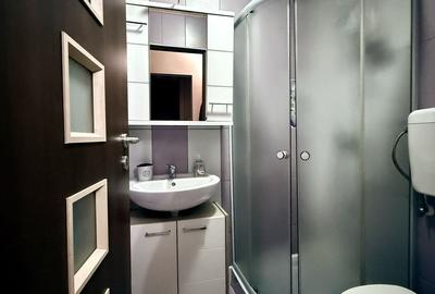 Apartament cu 3 camere decomandat în Central - 8