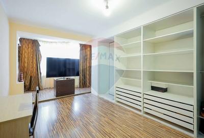 De vânzare apartament  cu 3 camere în zona Nufărul - 7