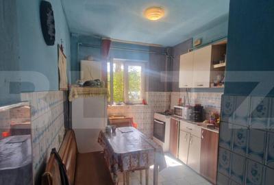 Apartament 4 camere, suprafata mare decomandat, Triaj, bloc