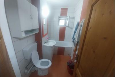 Apartament cu 3 camere decomandat în Răcădău - 4