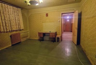 Apartament cu 4 camere în Decebal - 5