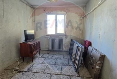 DE VANZARE Apartament cu 3 camere in zona Titan - 19