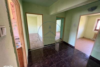 Apartament cu 3 camere decomandat în Ciupercenii Noi - 9