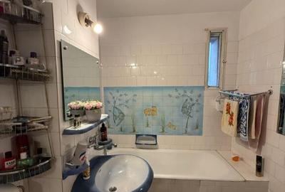 Apartament 2 camere,2 balcoane,decomandat, bloc cu lift, ultracentral - 1