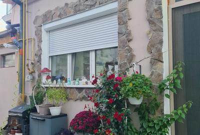 Casă cu 5 camere, S+P+Mansarda-zona centrală Oradea(Strada Primariei) - 9