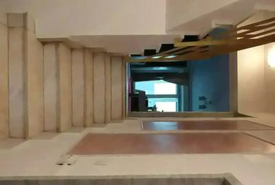 Apartament cu 3 camere decomandat în Central - 8