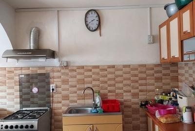 Casă individuală cu 4 camere cu Garaj în Lazu - 11