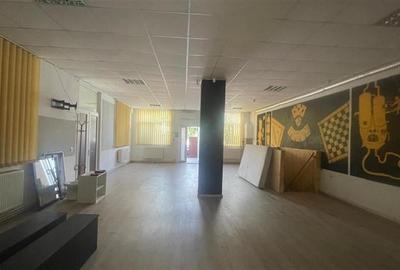 Casă individuală cu 2 camere în Vatra Luminoasă