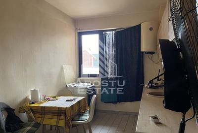 Apartament cu 3 camere semidecomandat, mobilat în Moșnița Nouă - 4