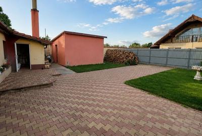 Casă cu 4 camere cu Teren 380 Mp în Toboliu