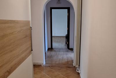 Apartament cu 3 camere de vanzare in zona Costin Georgian - 7