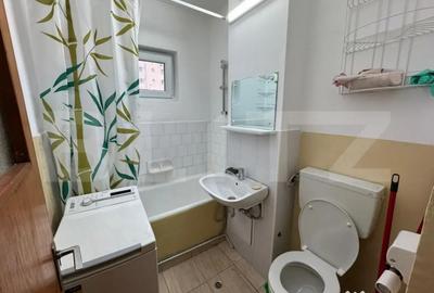 Garsonieră decomandată în Central