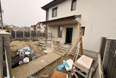 Casă cu 4 camere cu Teren 270 Mp în Glina - 4