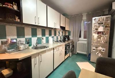 Apartament cu 3 camere complet renovate in zona Sagului - 1