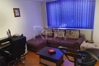 Apartament cu 3 camere la 13 minute de mers pe jos de metroul 1 Decembrie 1918 - 1