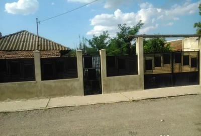 Casă cu 2 camere cu Teren 628 Mp în Exterior Vest - 2