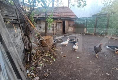 Trei corpuri Casa ,Centrul vechi , strada asfaltata, circulata, 1360 mp teren - 6