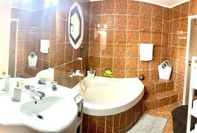 Casă individuală cu 8 camere cu Canalizare în Gara de Nord - 15