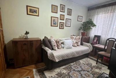 Apartament cu 2 camere semidecomandat în Rădăuți