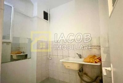 Garsoniera, zona Radu Negru - Mioritei, parter cu balcon si beci - 2