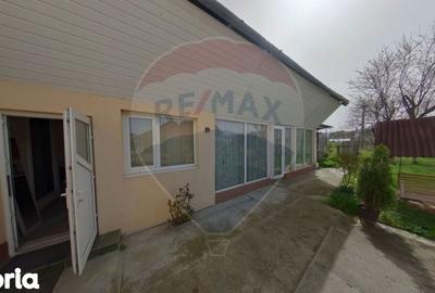 Casă cu 4 camere cu Teren 938 Mp în Central - 7