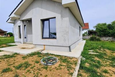 Casă cu 3 camere cu Teren 500 Mp în Oșorhei - 6