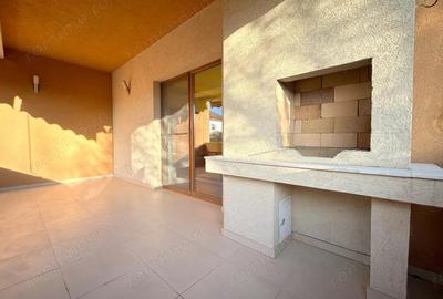 Apartament cu 3 camere decomandat în Dumbrăvița