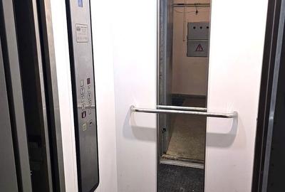 Apartament cu 4 camere în Micro 16 - 9