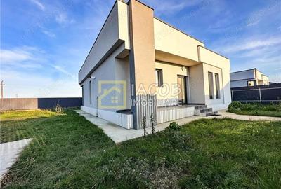 Casa de vanzare Stil Mediteranean | Cartier Serbanesti, Bacau | Constructie 2022 - 13