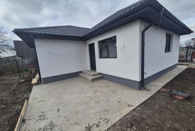 Casă cu 3 camere în Afumați - 6