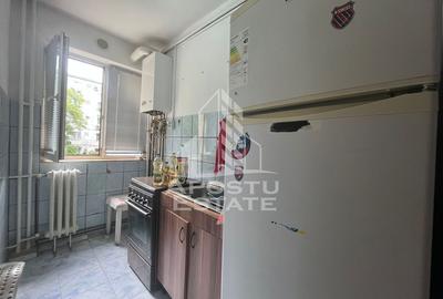 Apartament cu 2 camere,semidecomandat, etajul 1,centrala, zona Sagului - 5