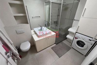 Apartament cu 3 camere decomandat în - 7