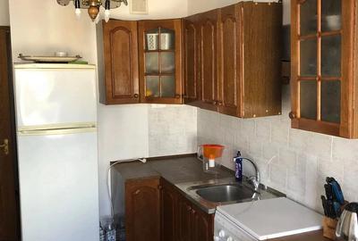 Apartament cu 2 camere decomandat în Obor
