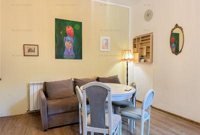 Apartament cu 3 camere decomandat în Schei - 3