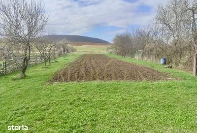 Casă cu 3 camere cu Teren 1542 Mp în Gilău