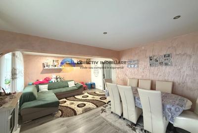 Apartament cu 4 camere decomandat în Săvinești - 2
