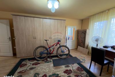 Apartament cu 4 camere, mobilat în Rogerius - 12