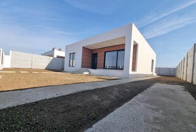 Casa mediteranean - 4 camere - 2 bai - teren 425mp - 5 min de STV - 3
