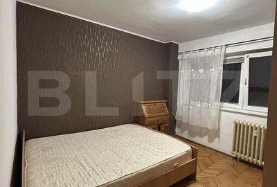 Apartament cu 3 camere semidecomandat în 1 Mai - 14