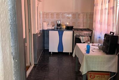 Casa cu 2 corpuri si magazin, teren 241 mp, zona 9 Mai, toate utilitatile - 20