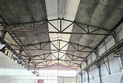 Spațiu industrial, de 660 mp, în Faleza Nord